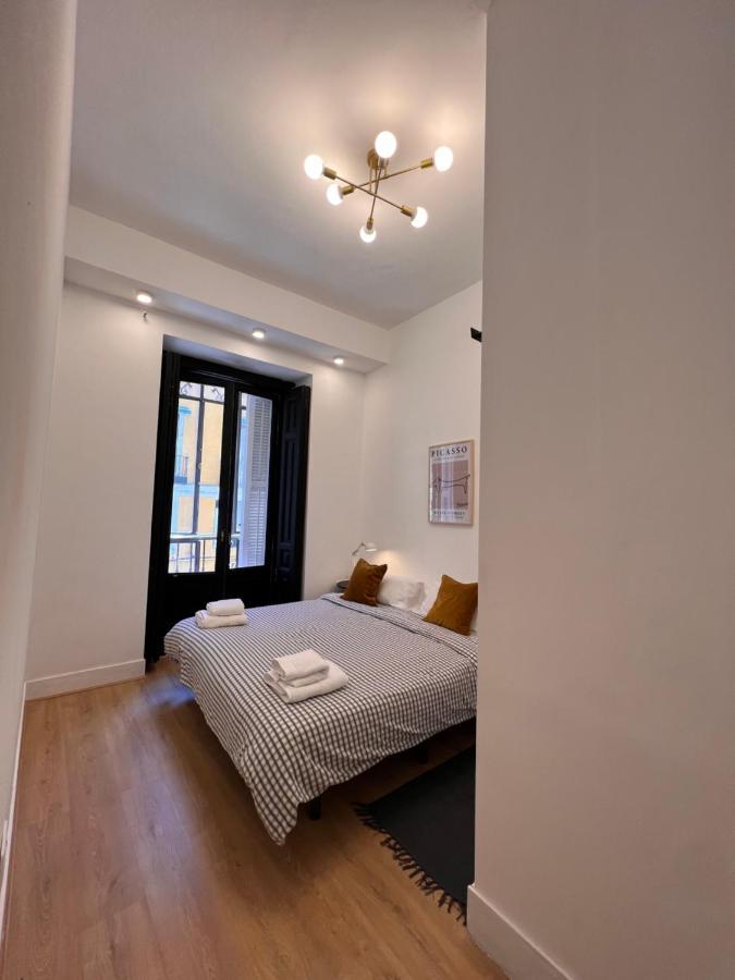 Urban Rooms Fuencarral Madrid Bagian luar foto