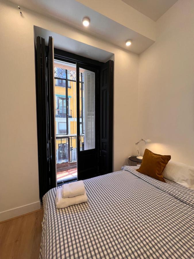 Urban Rooms Fuencarral Madrid Bagian luar foto